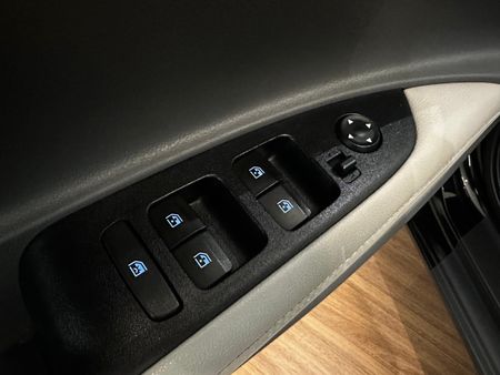 HB20S 1.0 Evolution (Flex)