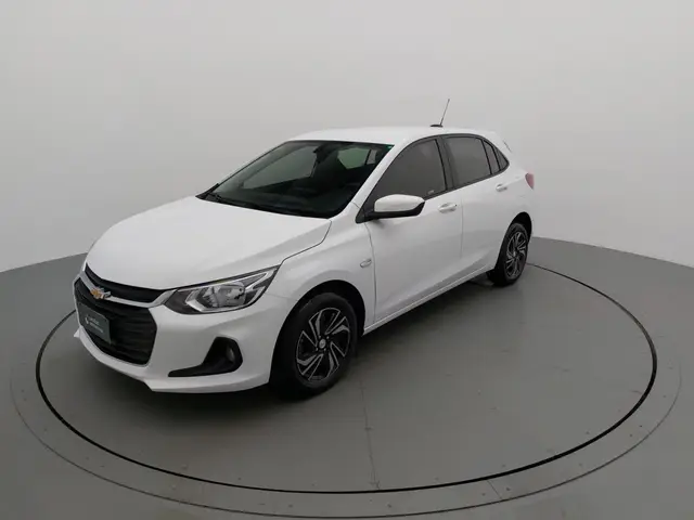 Carro Chevrolet Onix Plus 2024 LT 1.0