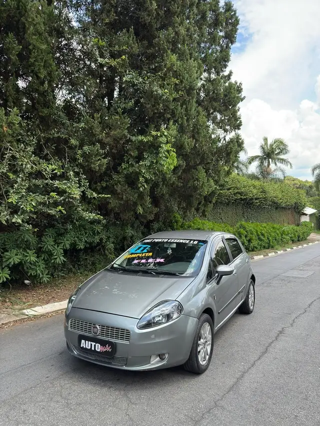 Carro Fiat Punto 2011 Essence 1.6 16V (Flex)