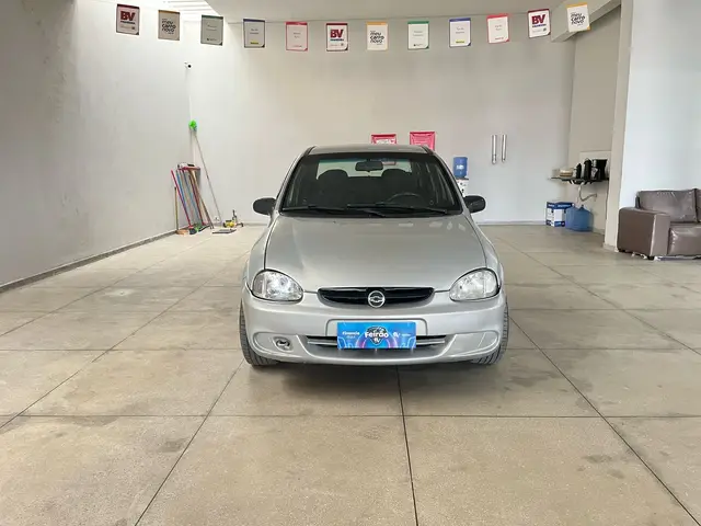 Carro Chevrolet Classic 2005 Corsa Sedan  Spirit 1.0 VHC
