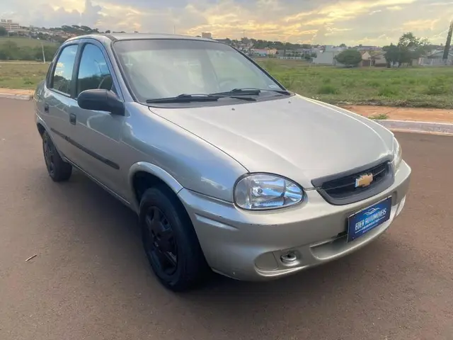 Carro Chevrolet Classic 2010 LS 1.0 VHCE (Flex)
