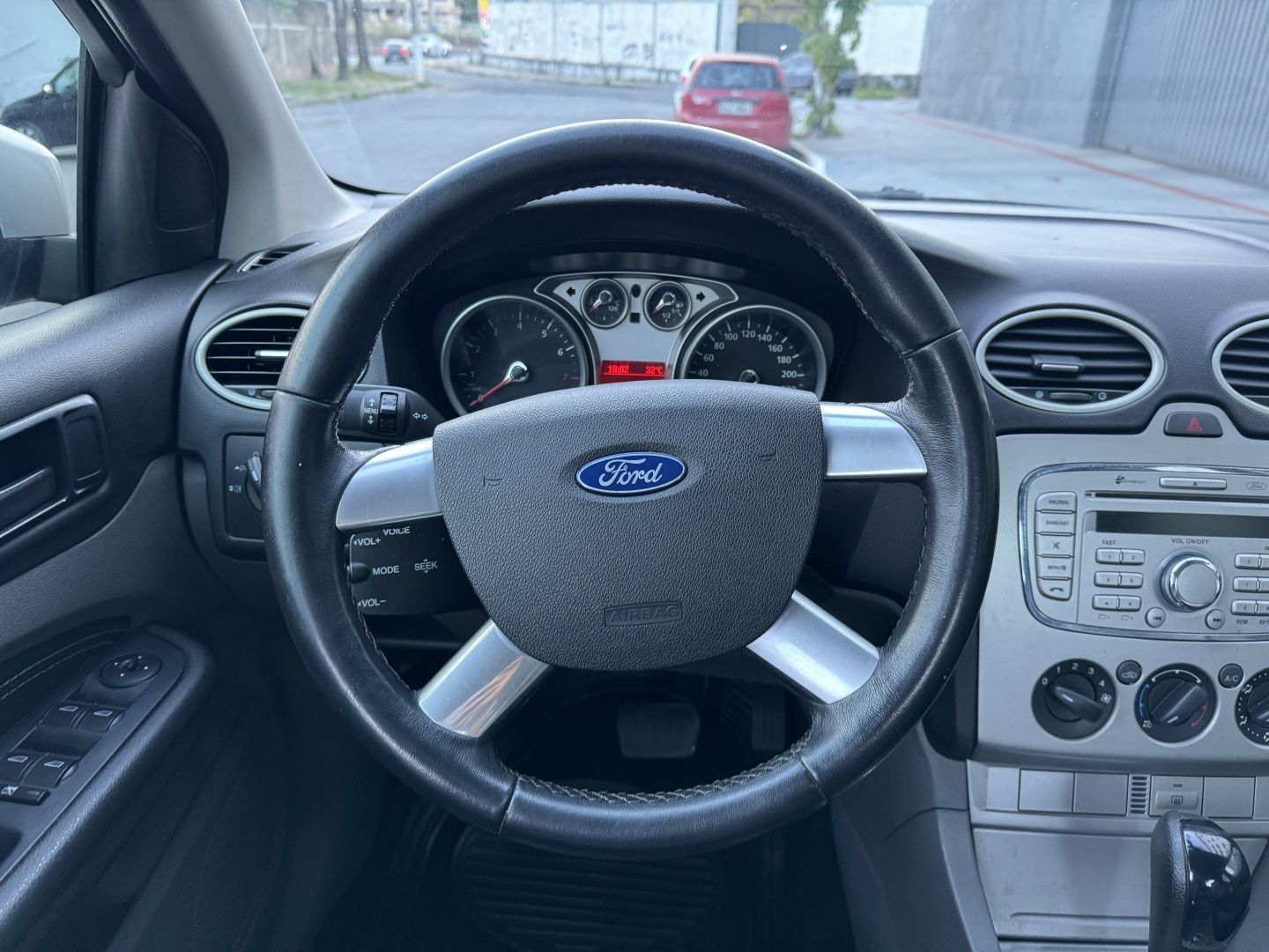 Ford Focus Sedan