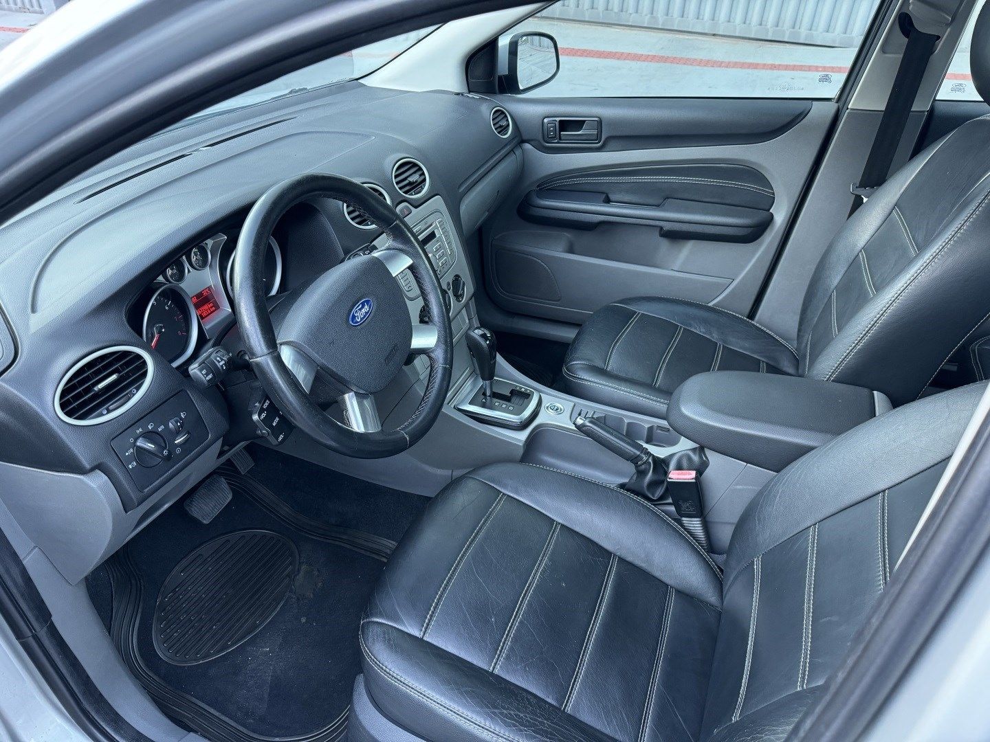 Ford Focus Sedan