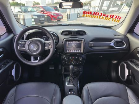 Renegade 1.8 4x2 (Aut) (Flex) (PCD)
