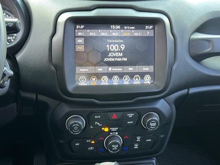 Renegade 1.8 4x2 (Aut) (Flex) (PCD)