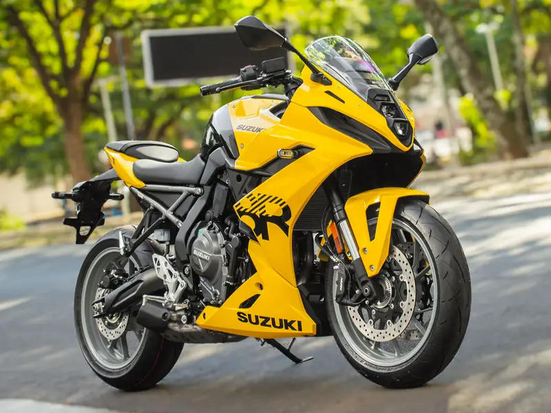 Suzuki GSX-8R (ABS)