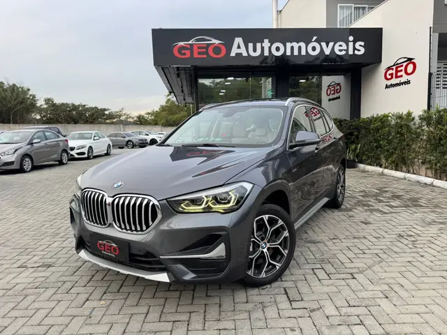 Carro BMW X1 2020 2.0 sDrive20i X-Line ActiveFlex