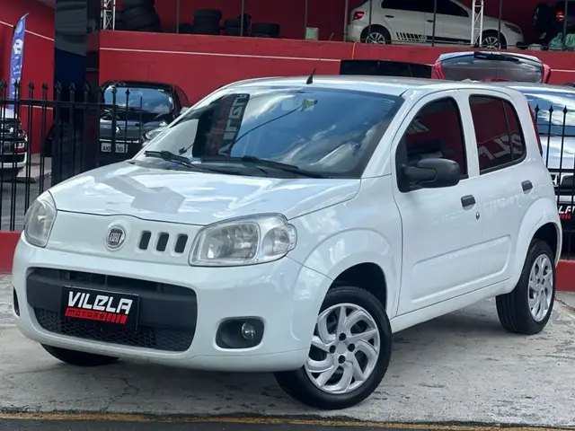 Carro Fiat Uno 2013 Vivace 1.0 8V (Flex) 4p