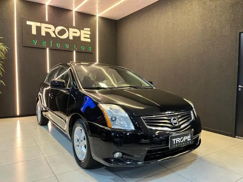 Nissan Sentra 2.0 16V (flex)