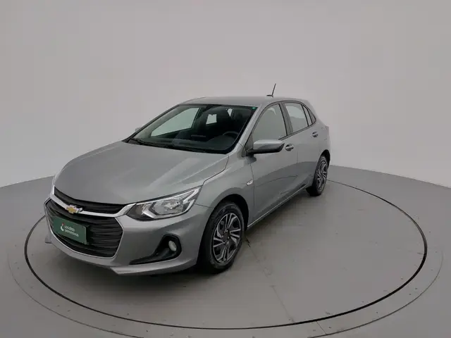Carro Chevrolet Onix Plus 2025 LT 1.0