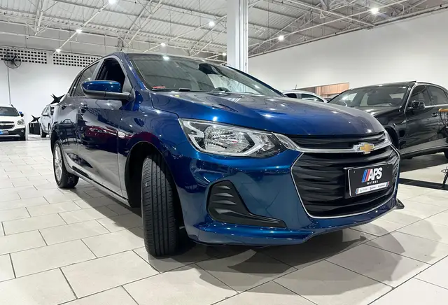 Carro Chevrolet Onix 2023 LT 1.0 Turbo