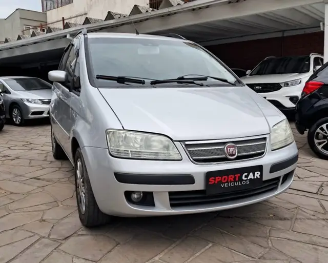 Carro Fiat Idea 2010 ELX 1.4 (Flex)
