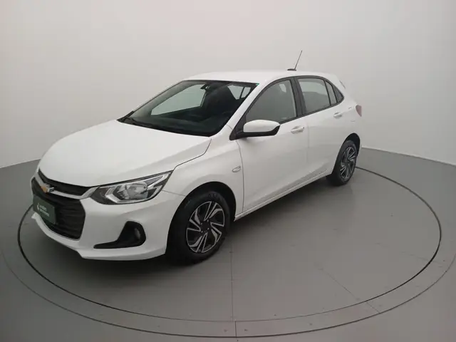 Carro Chevrolet Onix Plus 2024 LT 1.0