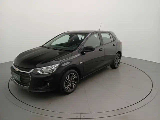 Carro Chevrolet Onix Plus 2024 LT 1.0