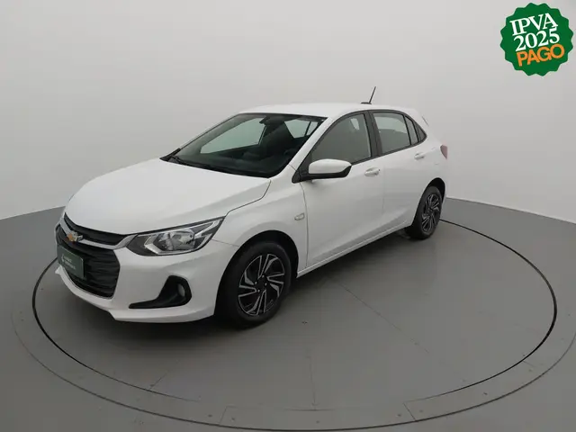 Carro Chevrolet Onix Plus 2024 LT 1.0