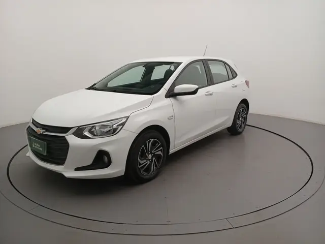 Carro Chevrolet Onix Plus 2024 LT 1.0