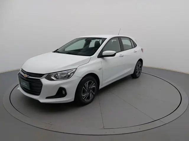 Carro Chevrolet Onix Plus 2024 LT 1.0