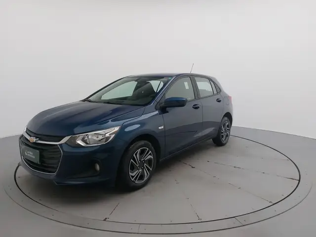 Carro Chevrolet Onix Plus 2024 LT 1.0