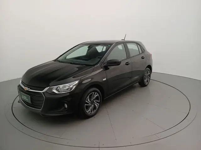 Carro Chevrolet Onix Plus 2024 LT 1.0