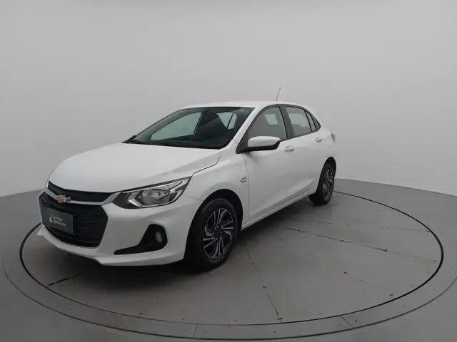 Carro Chevrolet Onix Plus 2024 LT 1.0