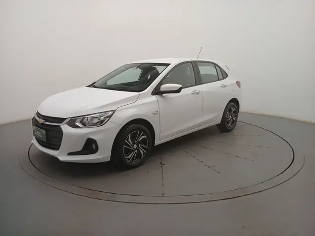 Carro Chevrolet Onix Plus 2024 LT 1.0