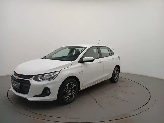 Carro Chevrolet Onix Plus 2024 LT 1.0