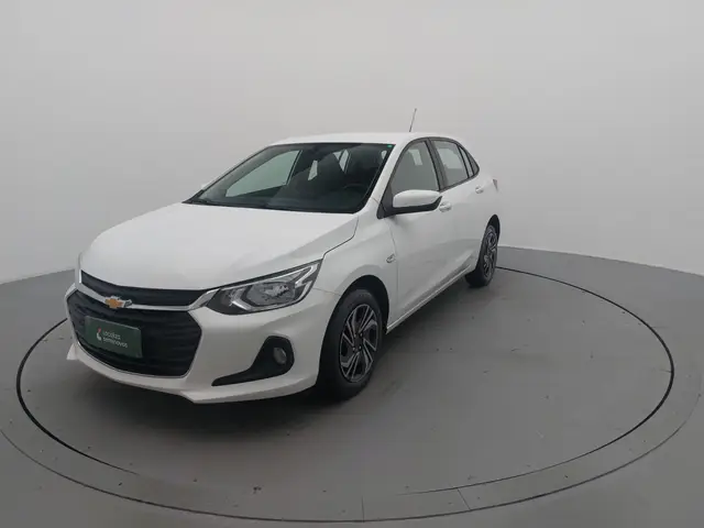 Carro Chevrolet Onix Plus 2024 LT 1.0