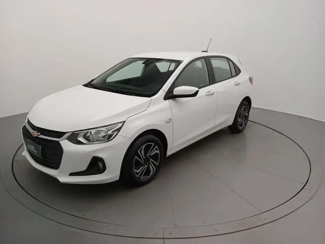 Carro Chevrolet Onix Plus 2024 LT 1.0