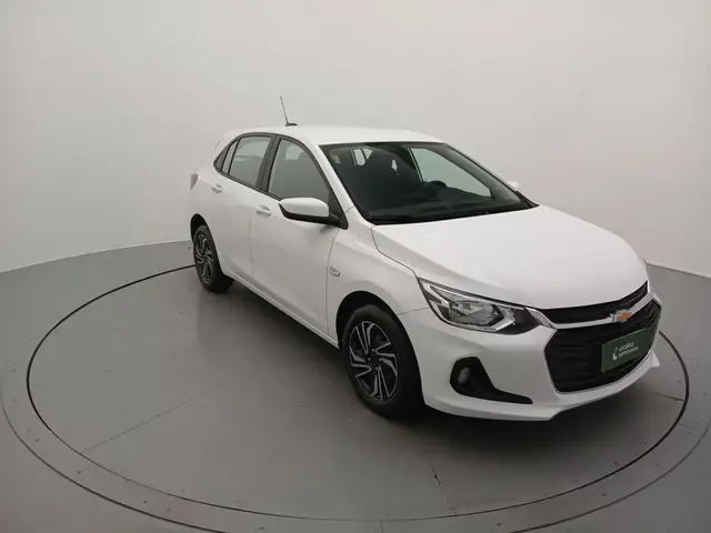 Carro Chevrolet Onix Plus 2024 LT 1.0