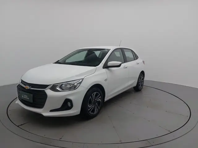 Carro Chevrolet Onix Plus 2024 LT 1.0