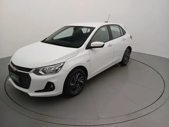 Carro Chevrolet Onix Plus 2024 LT 1.0