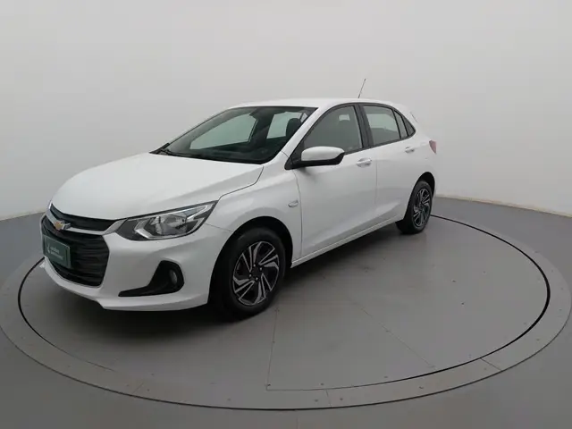 Carro Chevrolet Onix Plus 2024 LT 1.0