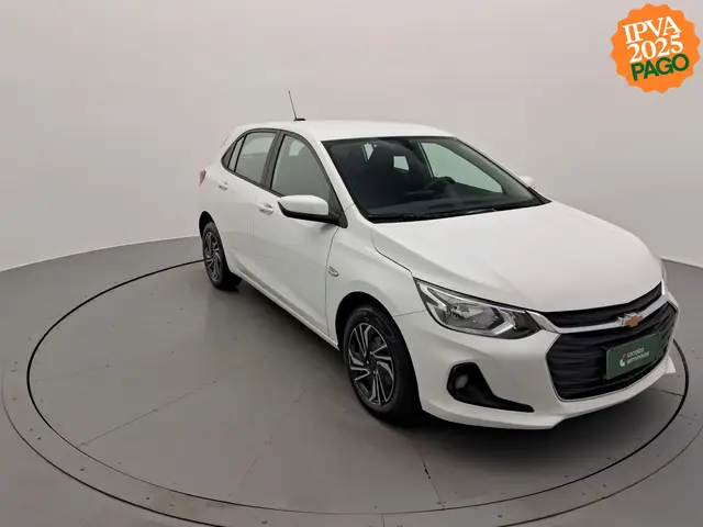 Carro Chevrolet Onix Plus 2024 LT 1.0