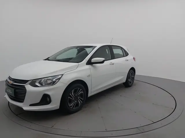 Carro Chevrolet Onix Plus 2024 LT 1.0