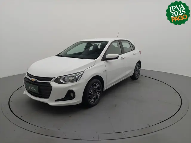 Carro Chevrolet Onix Plus 2024 LT 1.0
