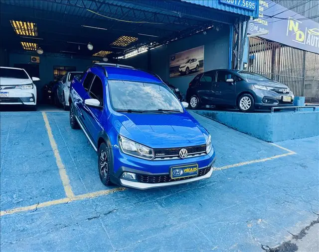 Carro Volkswagen Saveiro 2017 Cross 1.6 16v MSI CD (Flex)