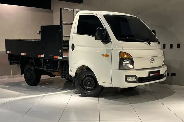 Carro Hyundai HR 2014 2.5 TCI HD Longo com Caçamba
