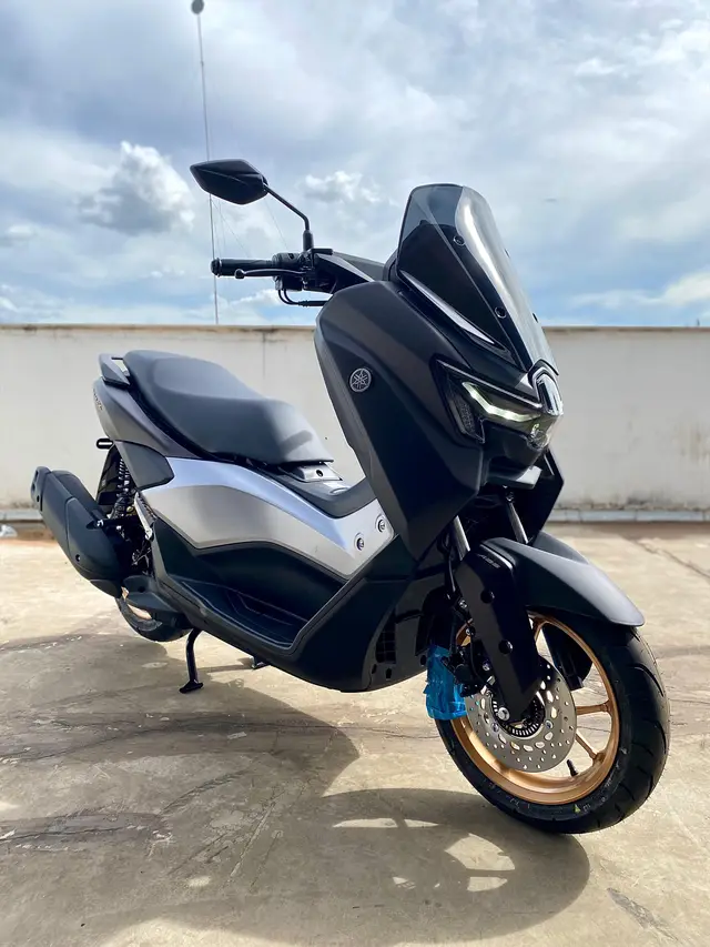 Carro Yamaha NMax 2025 Connected 160