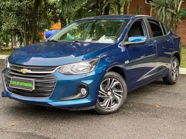 Carro Chevrolet Onix Plus 2024 LT 1.0
