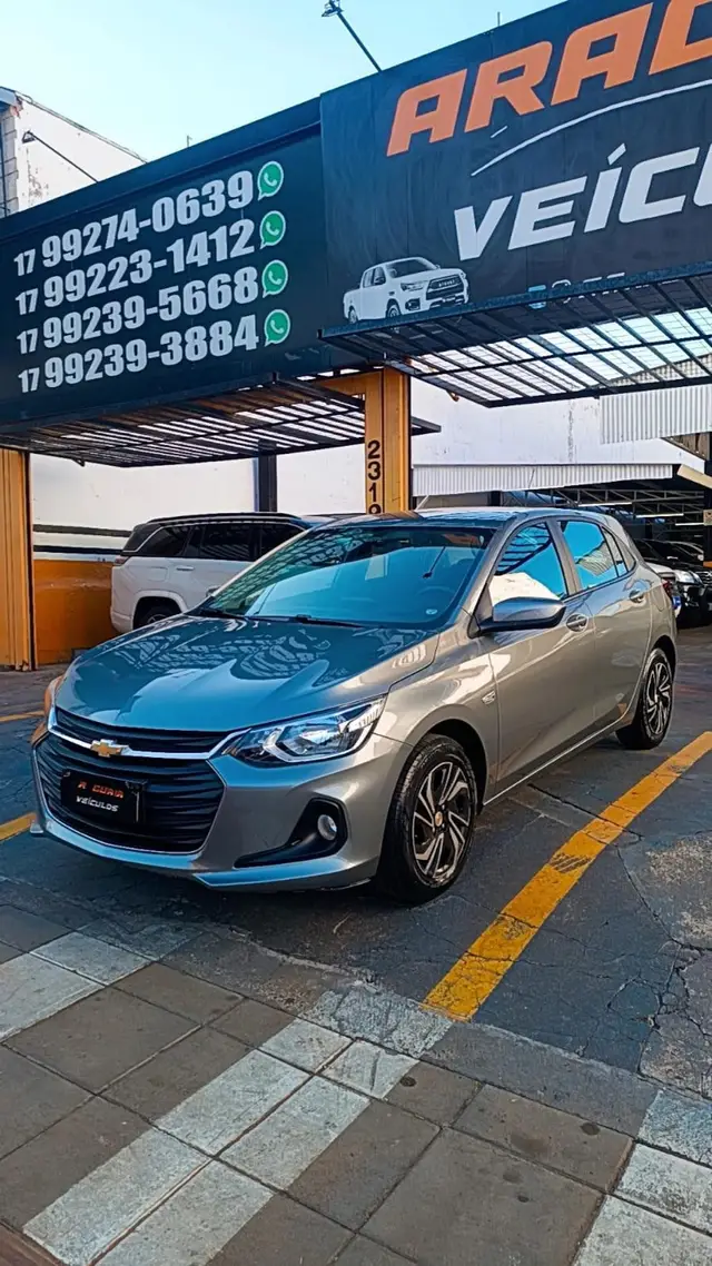 Carro Chevrolet Onix 2024 LT 1.0 Turbo
