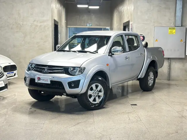 Carro Mitsubishi L200 Triton Sport 2011 L 200 Triton HPE 4x4 3.2 (aut) (cab. dupla)