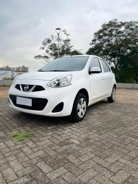 Carro Nissan March 2017 1.0 12V (Flex)