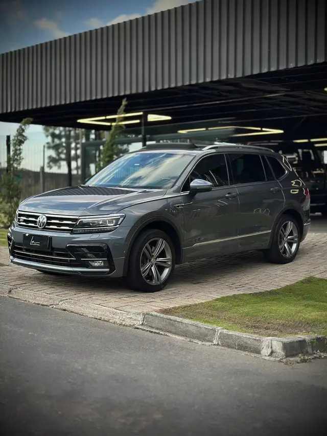 Carro Volkswagen Tiguan 2021 2.0 350 TSI Allspace R-Line 4WD