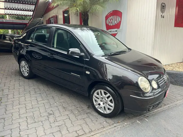 Carro Volkswagen Polo Sedan 2006 1.6 8V (Flex)