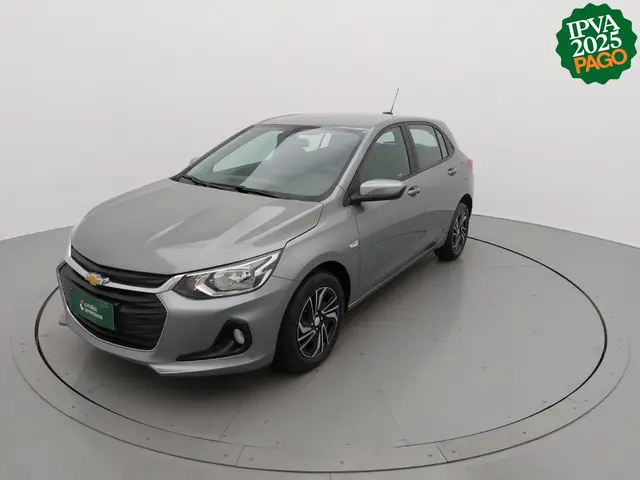 Carro Chevrolet Onix Plus 2024 LT 1.0