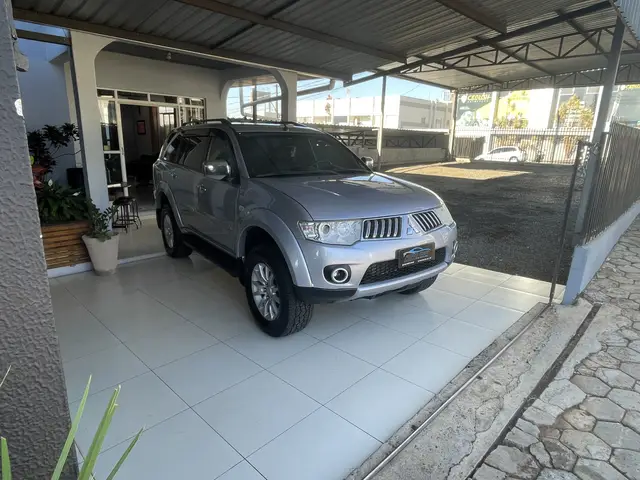 Carro Mitsubishi Pajero Dakar 2010 3.2 16V (aut.) Turbo