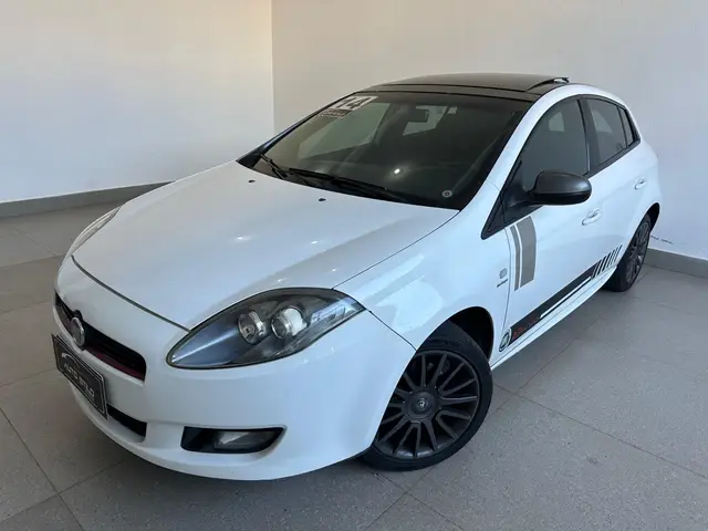 Carro Fiat Bravo 2014 Sporting 1.8 16V Dualogic (Flex)