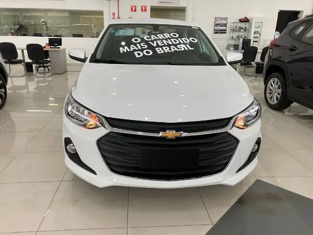 Carro Chevrolet Onix Plus 2024 LT 1.0