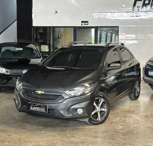 Carro Chevrolet Onix 2019 1.4 LTZ SPE/4