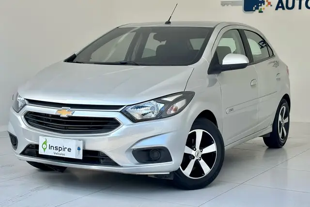 Carro Chevrolet Onix 2017 1.0 LT SPE/4